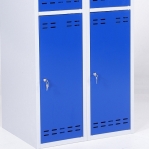 Pukukaappi 4:lla ovella 1920x700x550 sininen/harmaa
